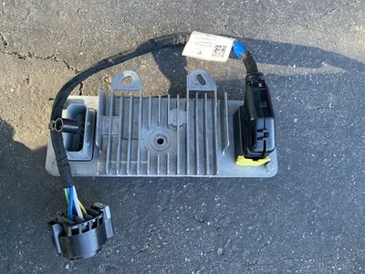 ルーフェン OEM 2021-2024 Tesla Model X Trailer Hitch Harness & Module 1764896