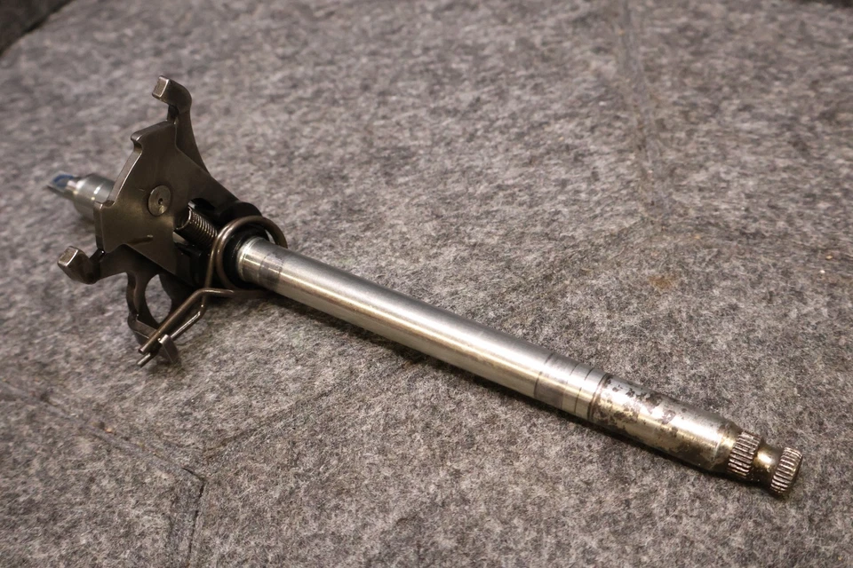 Eje de cambio de marchas Husqvarna Svartpilen 401 2021 artículo original Foto 3 de 4