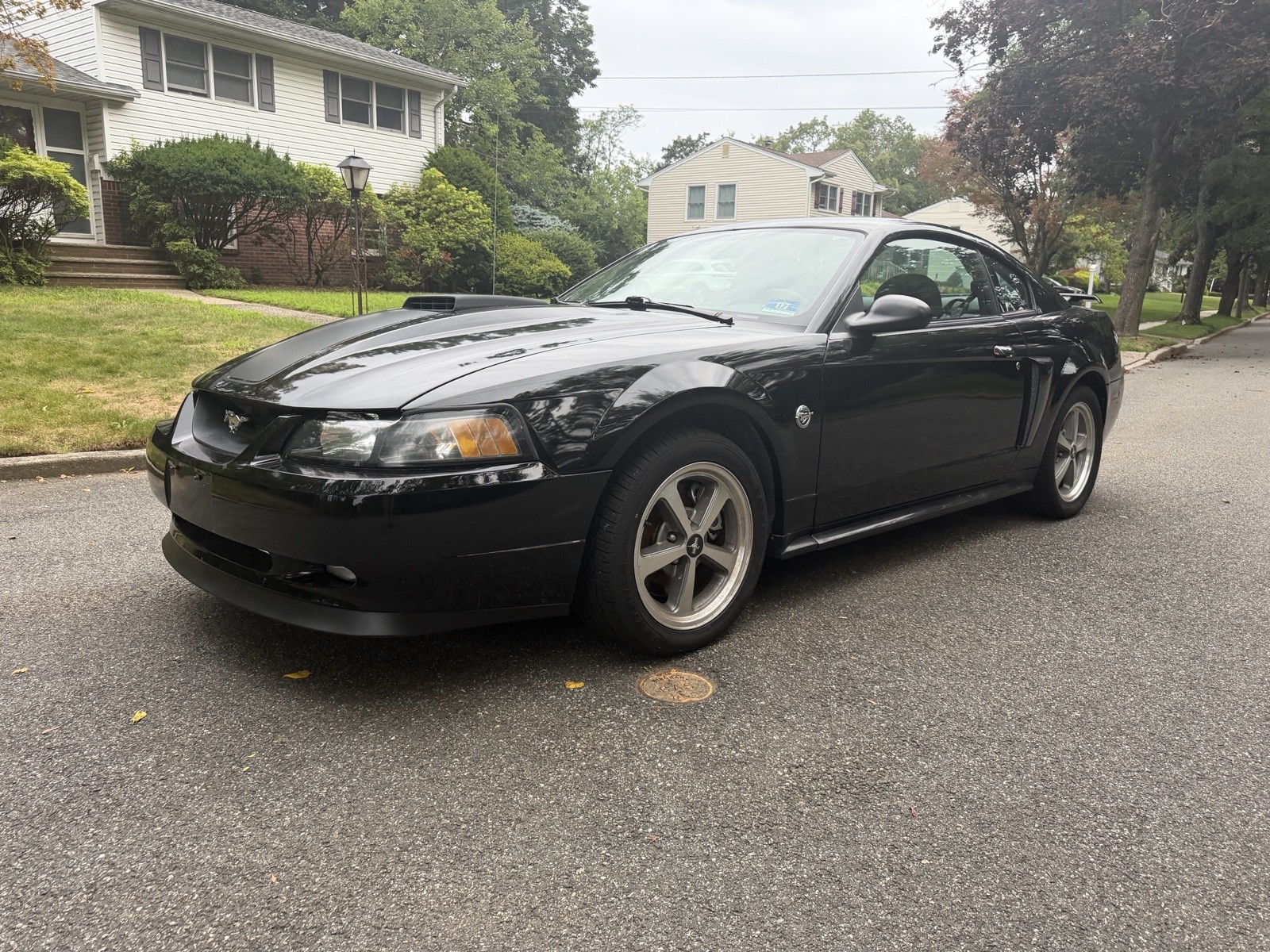 2004 Ford Mustang MACH I