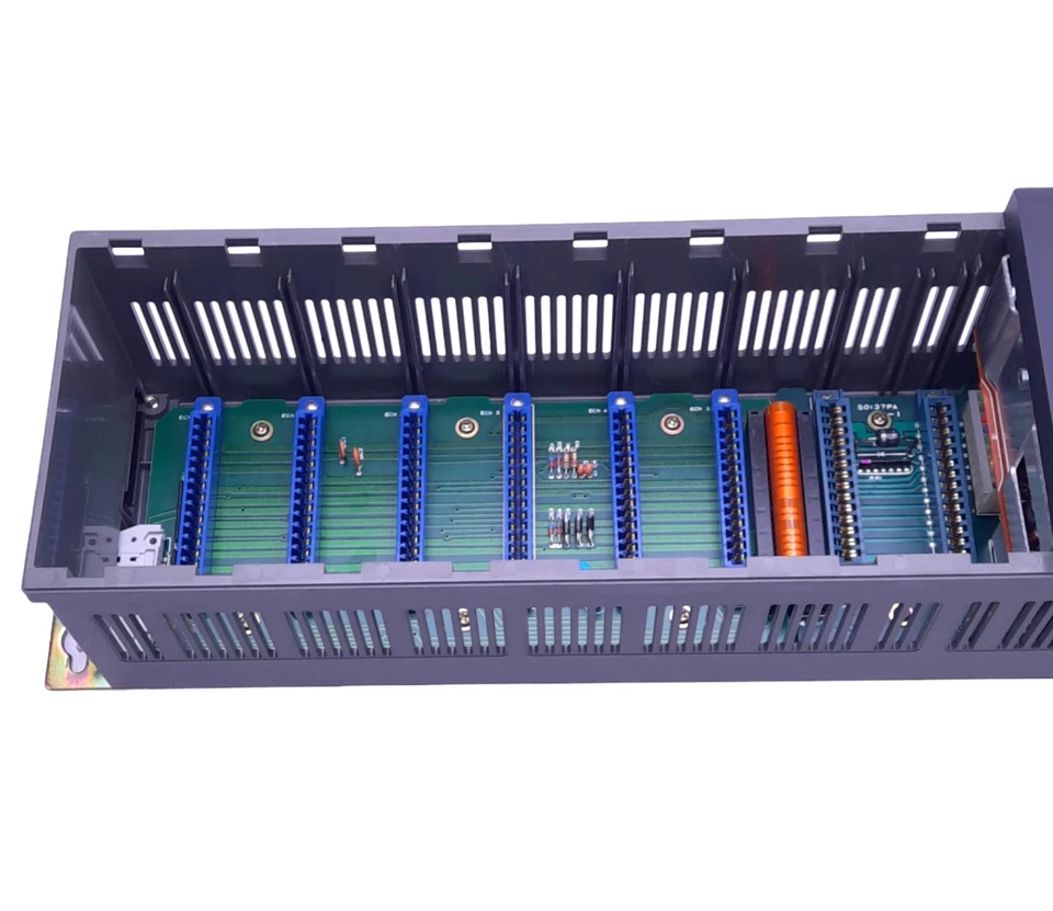 Texas Instruments 305-04B/05B PLC Rack w/ Controller, 120/240VAC In, 24VDC Out - Image 4 of 4