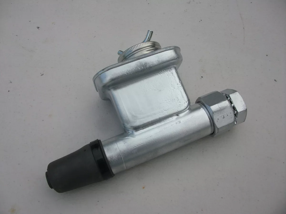 RECONDITIONED BRAKE MASTER CYLINDER TO FX 48 215 EARLY FJ HOLDEN