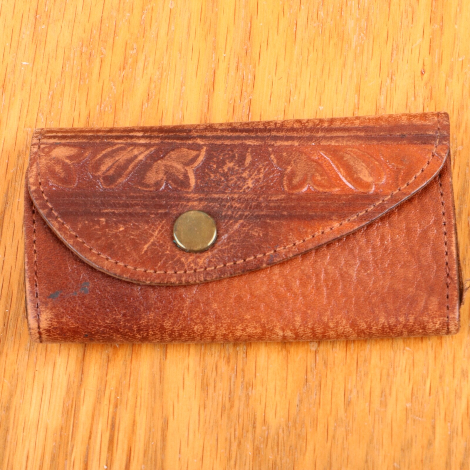 Vintage Leather Key Wallet With 3 Samsonite Keys