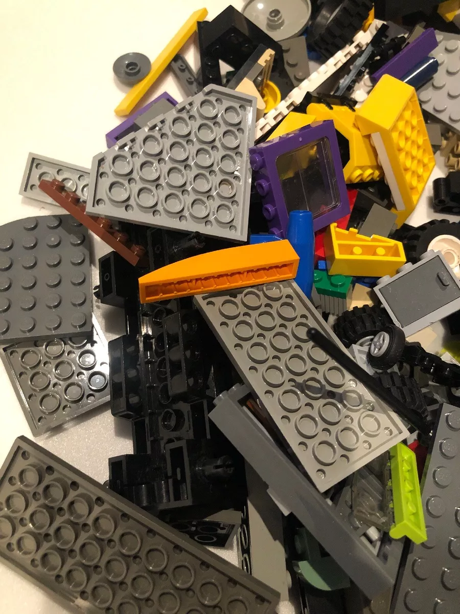 500 Clean Lego Pieces Bulk Plus three Minifigures good clean