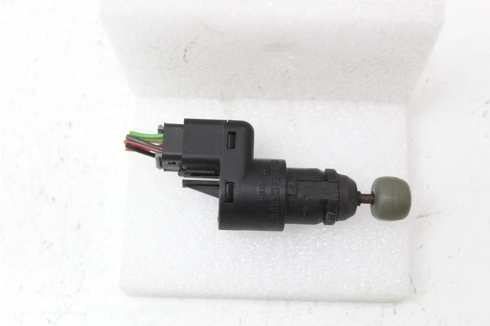DRIVERS POWER MIRROR SWITCH 00-05 OLDSMOBILE SILHOUETTE CHEVROLET VENTURE - Image 2 of 3