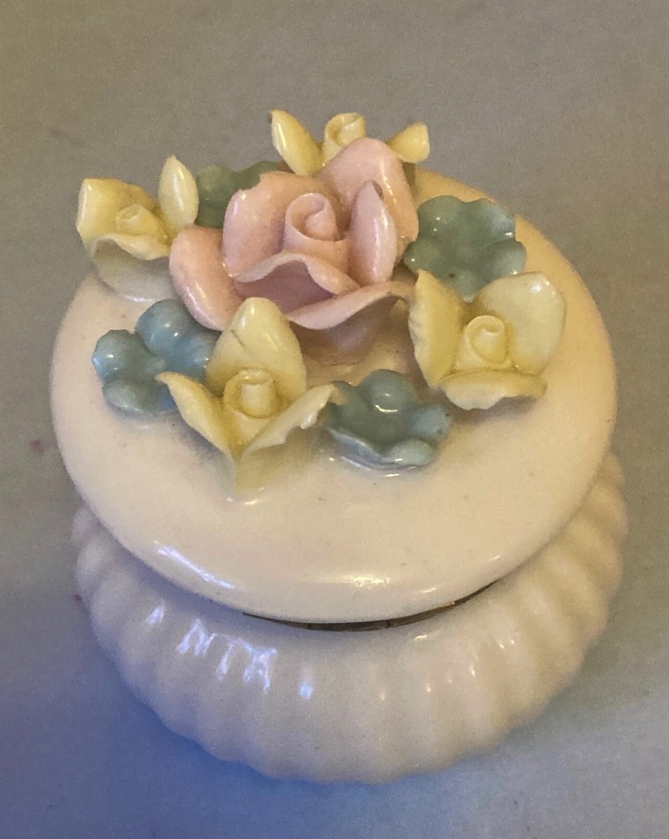 Porcelain miniature Trinket Box White With Flower Detail On Top