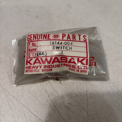 #ad NOS Kawasaki Oil Pressure Switch #16144 004 $25.00