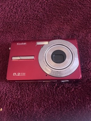 Kodak EasyShare M863 Digital Camera 8.2 Mega Pixels W/ Battery As Is For Parts