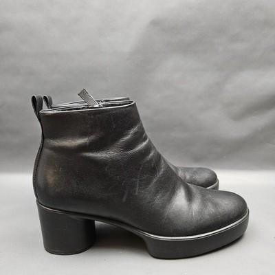 ECCO Shape Sculpted Motion Boots Womens 9 Black Leather Ankle Zip Block Heel