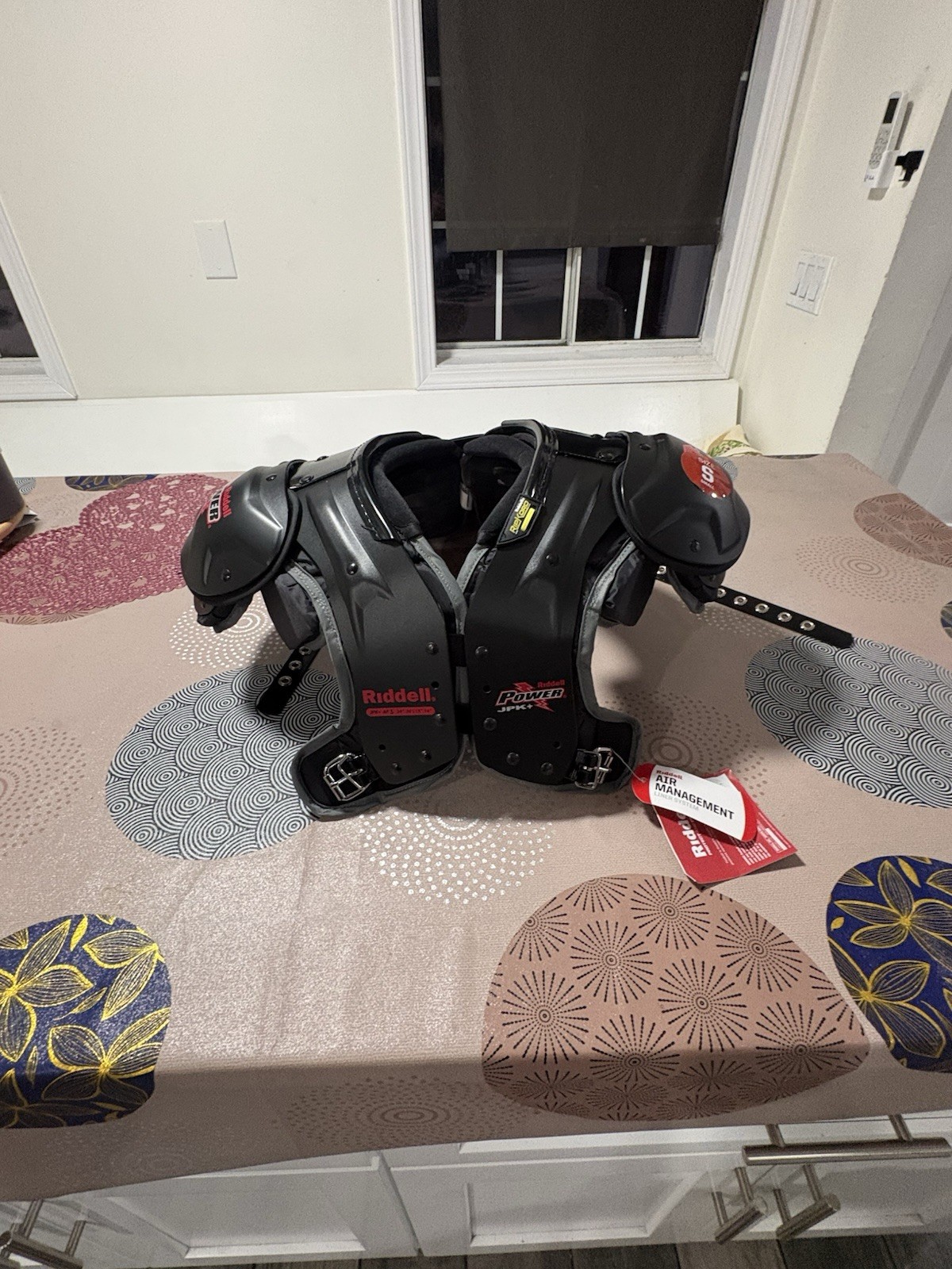 Riddell Power JPK+ SK Air Management Football Shoulder Pad Small Blackplate