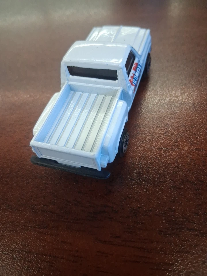 1981 年通用/Kidco 雪佛兰 C-10 步侧强盗皮卡车 1: 64 香港 — 第 4/4 张图片