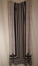 Cato Long Skirt Black/Gray Stripes Flowers