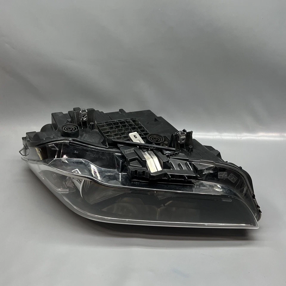 BMW X1 HEADLIGHT LEFT DRIVER HALOGEN 2016 2017 2018 19 2020 2021 OEM 63117346537 - Imagem 3 de 4