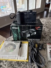 Nikon Coolpix 990 Super High-Performance 3x Zoom 3.34 Megapixels Digital Camera