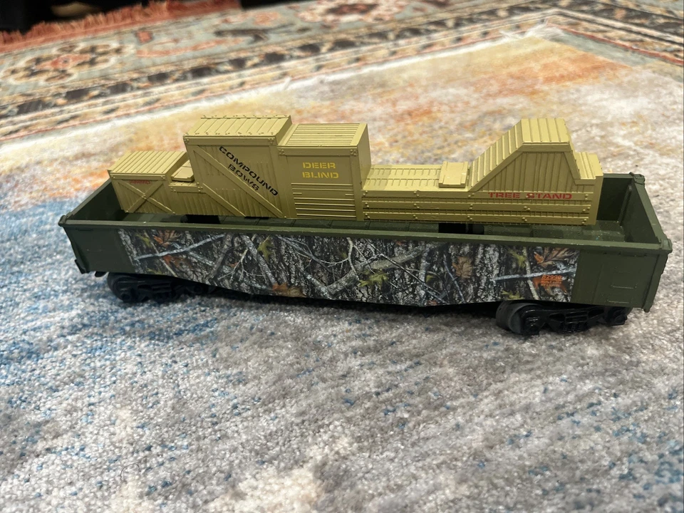 LIONEL LionChief REMOTE CONTROL 2-4-2 SCOUT STEAM SET Bass Pro Shop 1972 - Image 4 of 4