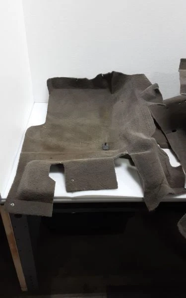 Juego de alfombras delanteras y traseras negras Jeep TJ Wrangler OEM 2003 2004 2005 2006 94378 Foto 2 de 4