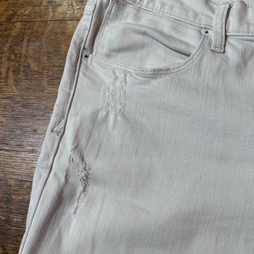 Women's Calvin Klein Boyfriend White stretchy distressed Jeans Sz 32 - Picture 6 of 10