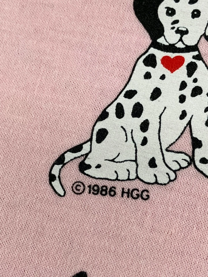 Camisa Dalmation vintage para mujer mediana rosa perros años 80 EE. UU. puntada única 1986 corazón Foto 3 de 4