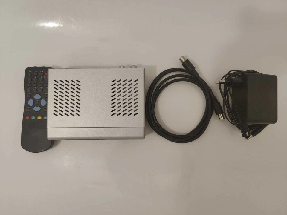 TechniSat Digipal 1 silber mit Zubehör