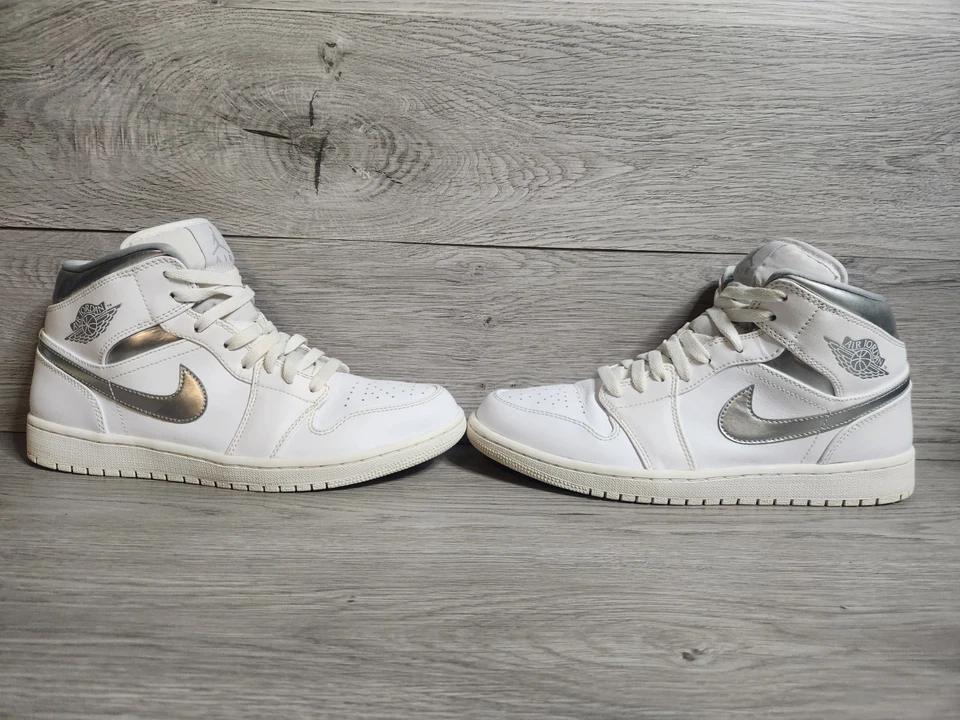 Nike Air Jordan 1 Retro Mid Pure Money Shoes Men’s 10 White Sneakers 554724-105 - Image 2 of 4