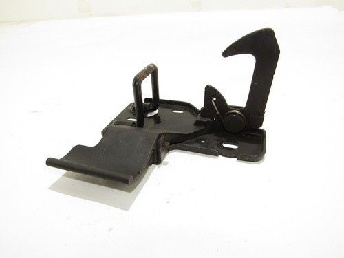 VW TOUAREG I 2004 Bonnet Engine Hood Lower Lock Catch Motorhaube schloss