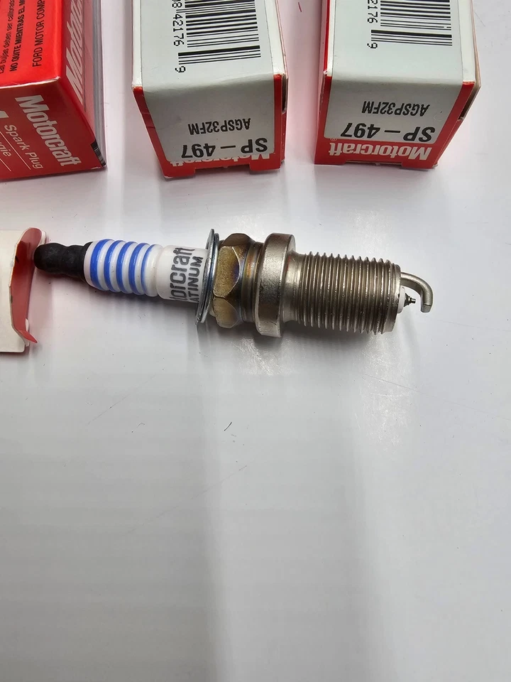 (CANTIDAD 8) Bujía Motorcraft SP-497 para Mitsubishi Outlander Sport 2019 Foto 3 de 4
