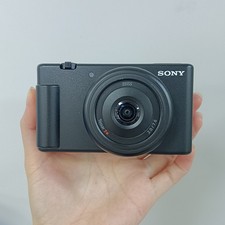 Sony ZV-1F 20.1MP 4K f/2 Vlogging Compact Digital Camera Black Tested - 95% New