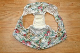 VINTAGE VICTORIA'S SECRET NYLON SHINY SLIPPERY PRETTY FLORAL BIKINI LARGE PANTY