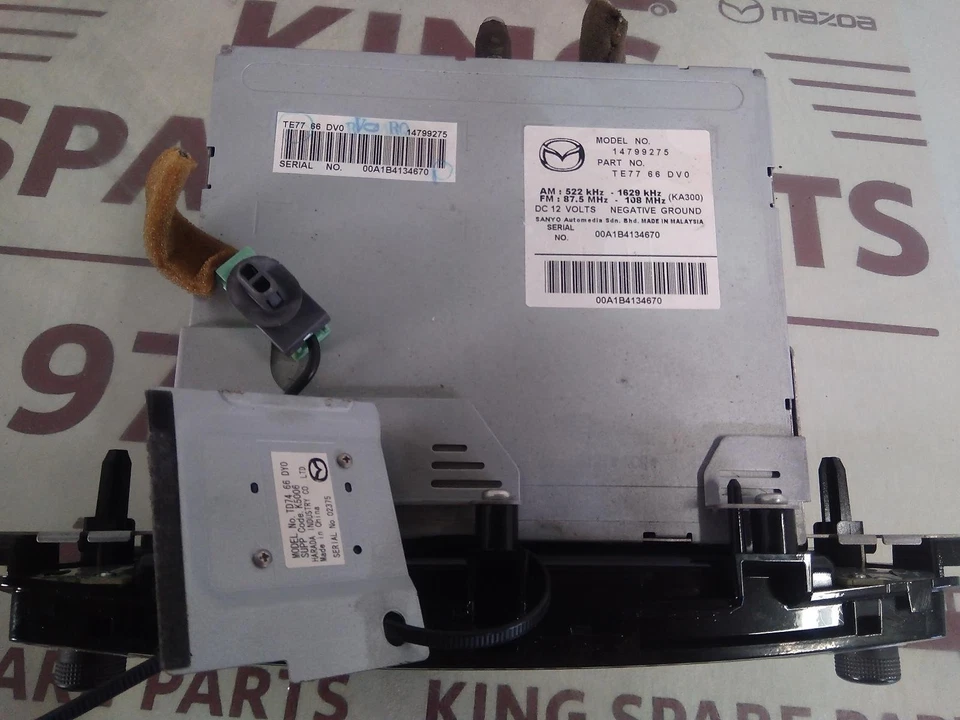 MAZDA CX9 STEREO/HEAD UNIT DISPLAY UNIT, SAT NAV TYPE (P/N TE7766DV0), 09/08-11/ - image 4 of 4