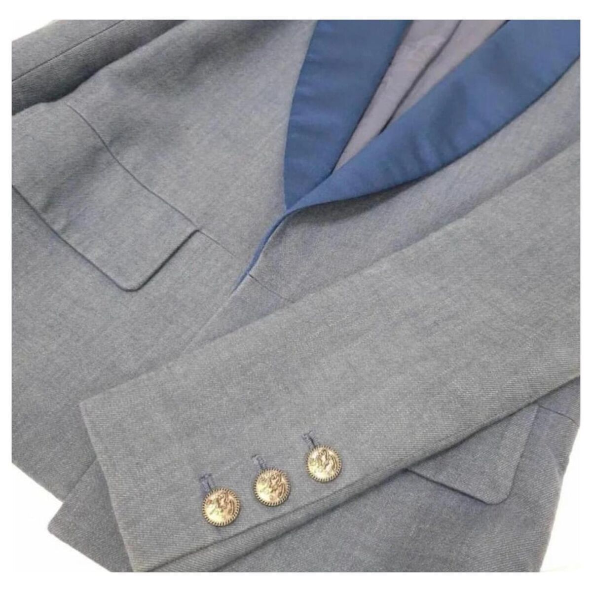 CHANEL 17C PARIS CUBA BLUE CC LOGO BUTTON JACKET BLAZER FR38 CHANEL 17C PARIS CUBA BLUE CC LOGO BUTTON JACKET BLAZER FR38