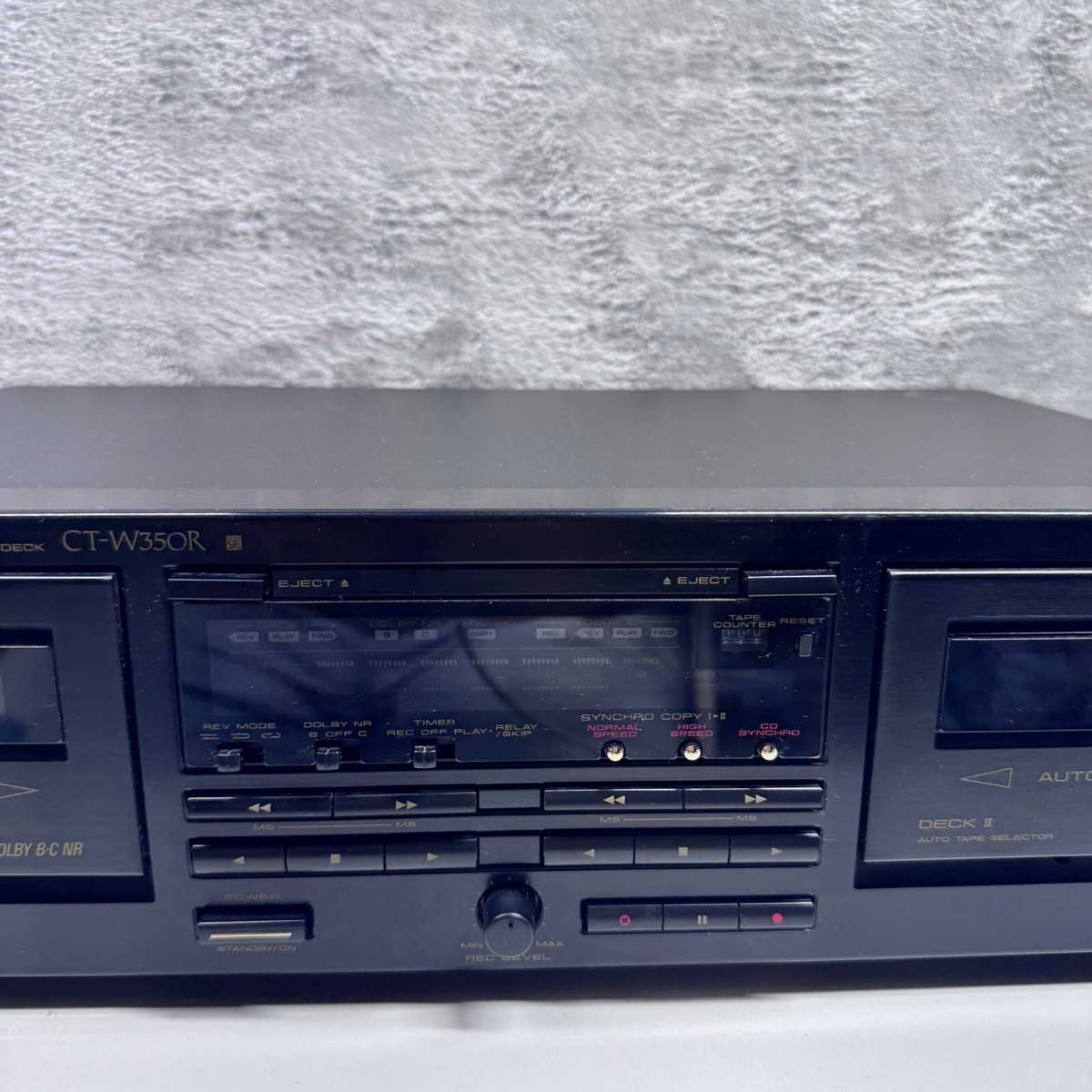 Pioneer CT-W350R Stereo Cassette Deck Powers Up, Read Pioneer CT-W350R Stereo Cassette Deck Powers Up, Read