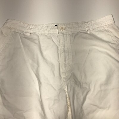 DKNY Shorts Mens Size 32 Beige Cream Bermuda 10 Inch Slash Pocket Casual Fit