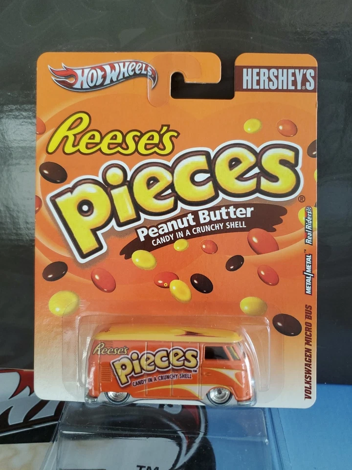 Microbús Volkswagen Hot Wheels 2012 Nostalgia Hershey's piezas de Reese Foto 2 de 4