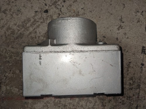 Heavy Duty 3-Prong Receptacle Box 50A 250V DC - 50A 600V AC - Picture 3 of 4