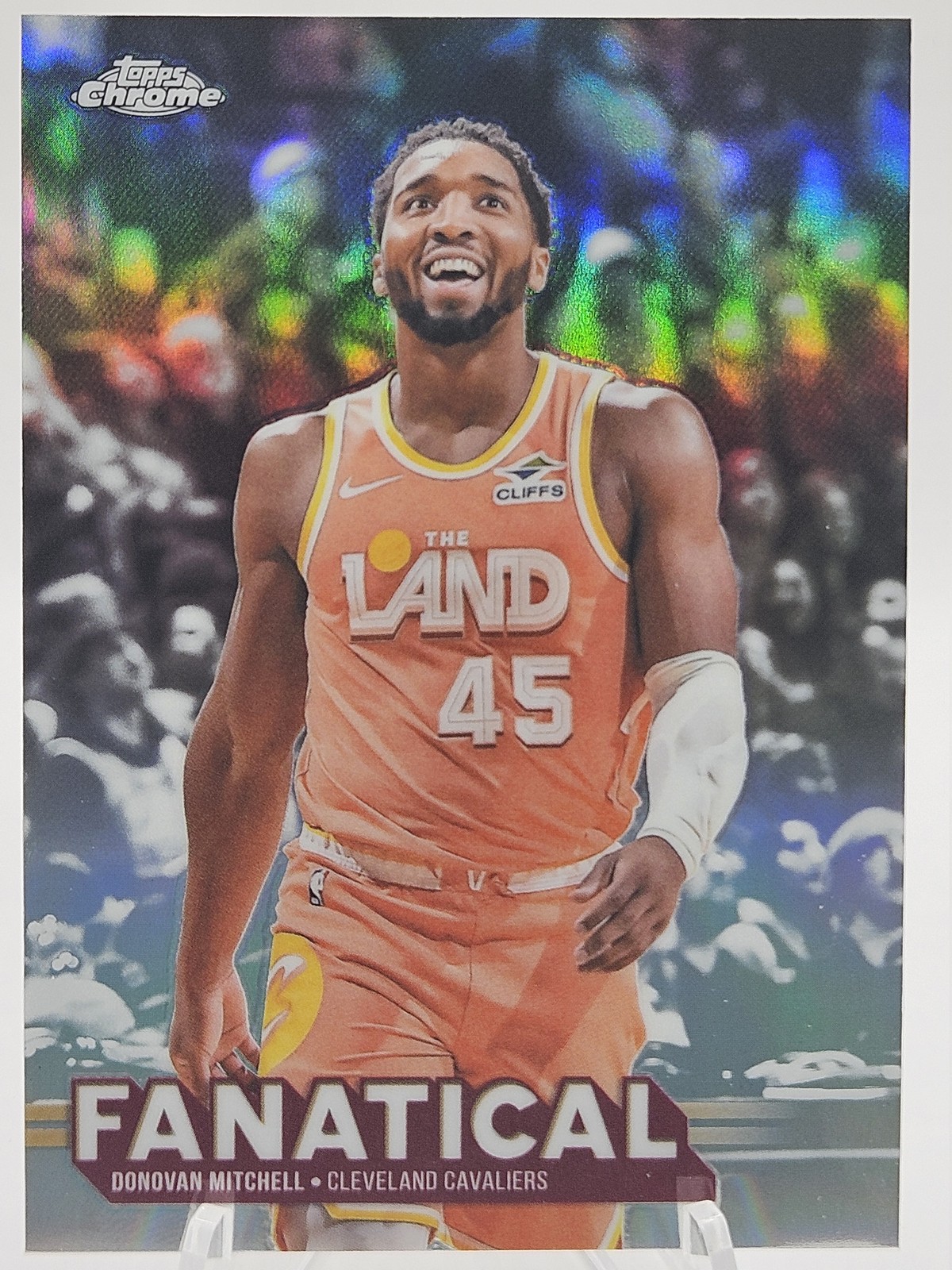 2025 Topps Chrome Basketball Updates #FAN-5 Donovan Mitchell Fanatical Case Hit