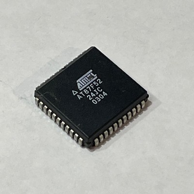 Lot of 160 Atmel AT87F52 24JC 0304 IC MCU 8BIT 8KB FLASH 44PLCC 36380-04