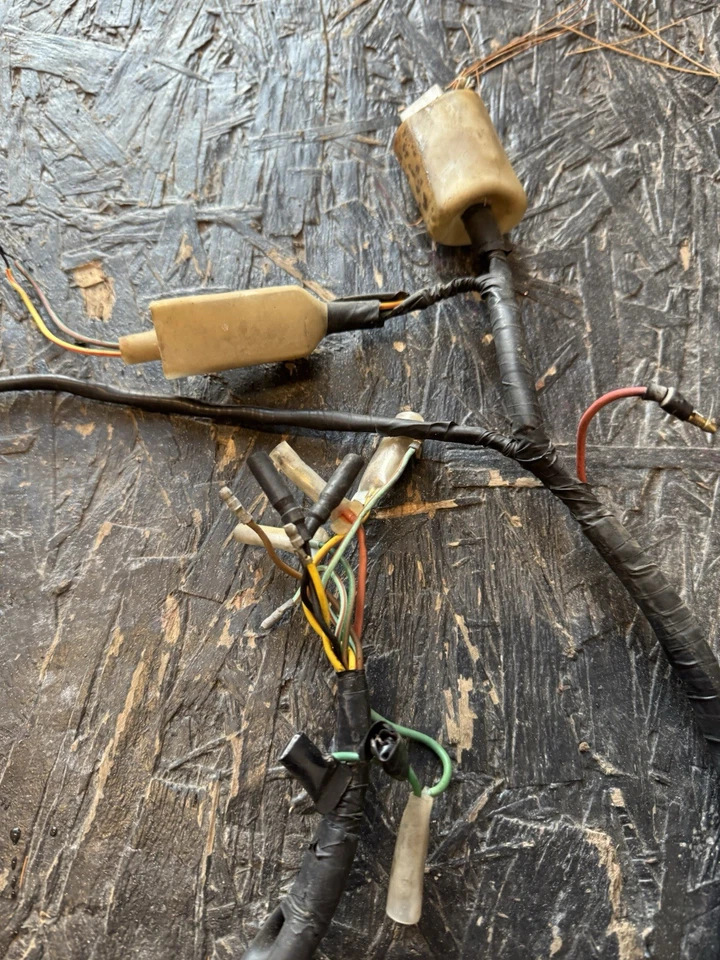 Arnés de cableado principal Honda Atc 200 M 1984 Foto 2 de 4