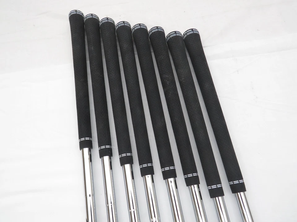 Used Ping i530 Blue Dot Iron Set 4-PW,UW Dynamic Gold R300 Regular Flex Steel - Image 3 of 4