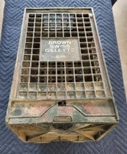 Vintage HuskyLite Milk Crate Brown Swiss Gillette WY Rehrig Pacific Company Rare