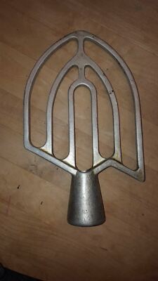 Commercial Kitchen Paddle Mixer Beater Attachment 8 1/4'' by 13 1/2'' W3B