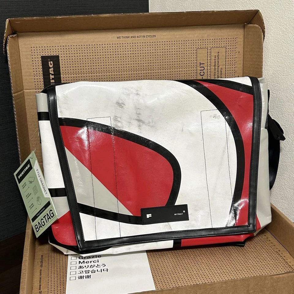 FREITAG F712 DRAGNET F-CUT-