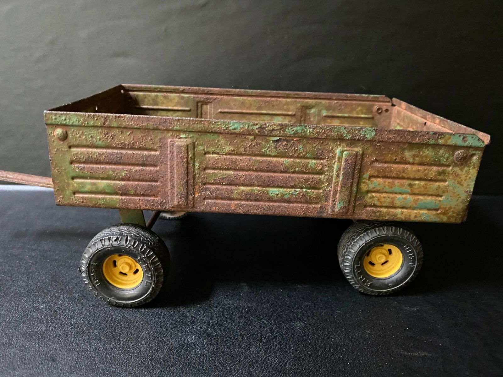 Vtg Ertl Die Cast Toy Wagon " Dyersville Iowa 52040" eBay