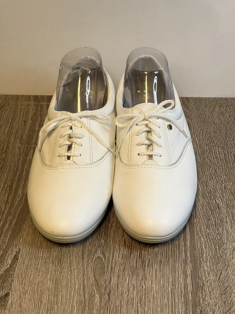 Easy spirit sales nursing shoes