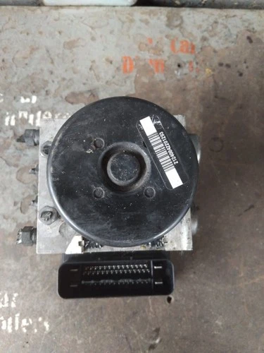Mercedes C Class W204 ABS Pump & Module A2044313812 - L45/A #KN11