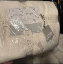 Barefoot Dreams CozyChic Stacked Rib Border Throw Blanket, Pearl 45" x 60"