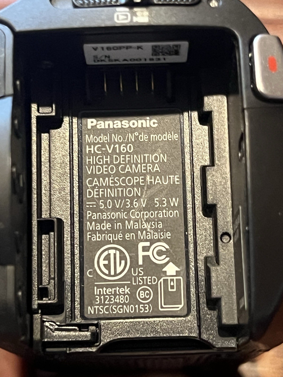 Panasonic HC-V160 Black Full HD 77x Zoom 8.9 MP Video Camera Camcorder NEW READ!