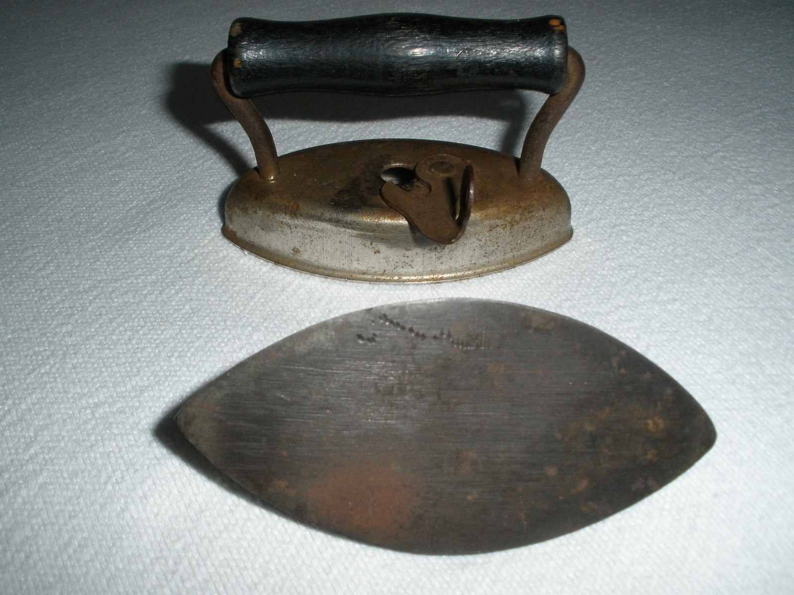 Antique DOVER DOLLY SAD IRON Complete Hood & Core Late 1890's Dover Mfg. Co.