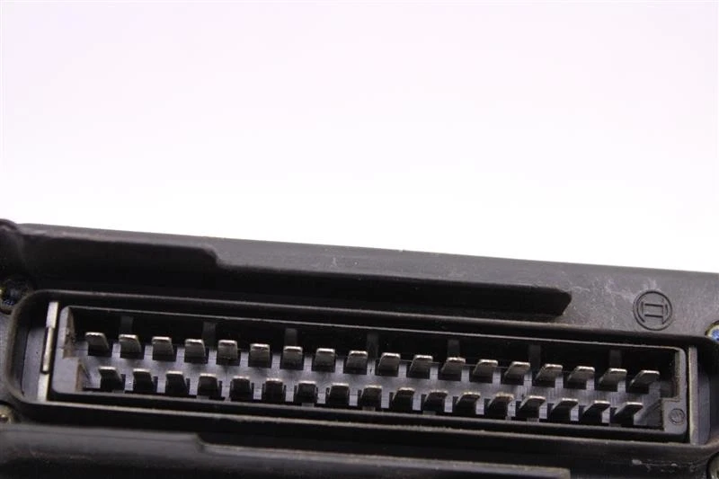 Computadora ECU ECM GOLF JETTA PASSAT 1990 90 1991 91 893907404F 1171308 Foto 4 de 4