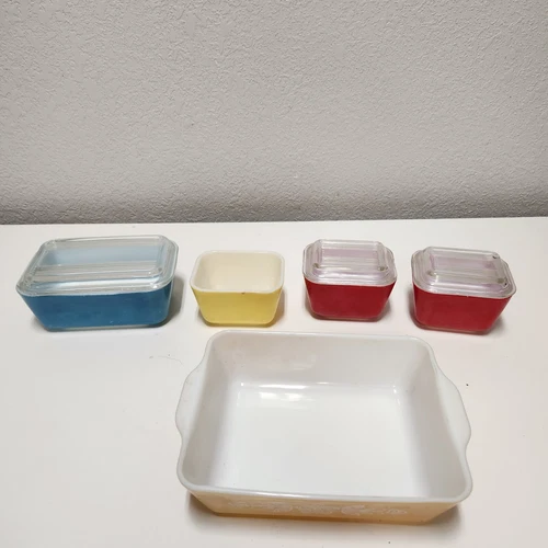 Vintage Pyrex  Refrigerator Dish Set  501, 502, 503. 8 Pcs Missing 2 Lids.BH