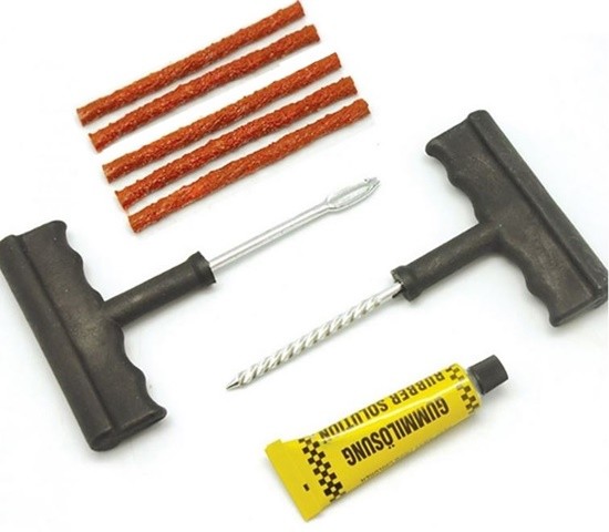 Kit Riparazione Pneumatici Tubeless Boulder Tools - Custodia Compatta Con Istruzioni