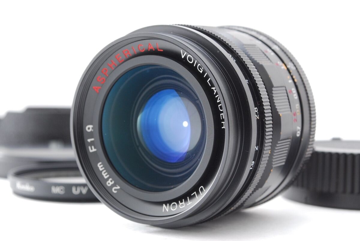 Voightlander Ultron 28mm f/1.9 Aspherical Lens for Leica Voightlander Ultron 28mm f/1.9 Aspherical Lens for Leica